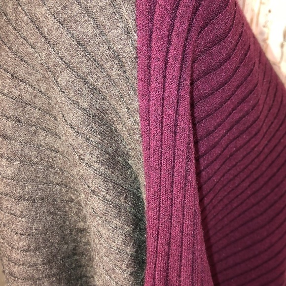 Color Block V Neck Mid Sleeve Tunic Sweater Size Small - Picture 9 of 11